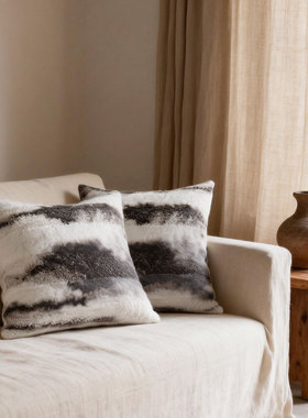 MOSE水墨云烟双面簇绒抱枕侘寂风设计师软装揽枕高端客厅沙发腰枕