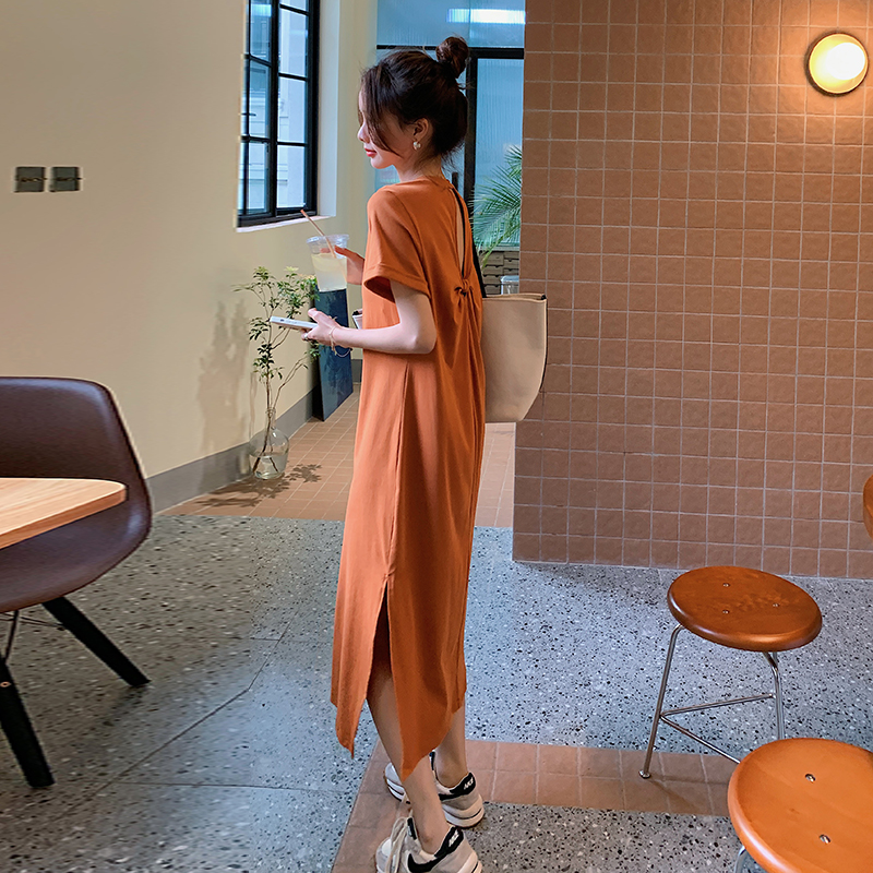 小心机露背连衣裙女2025夏新款绝美小众设计高级感显瘦开叉T恤裙