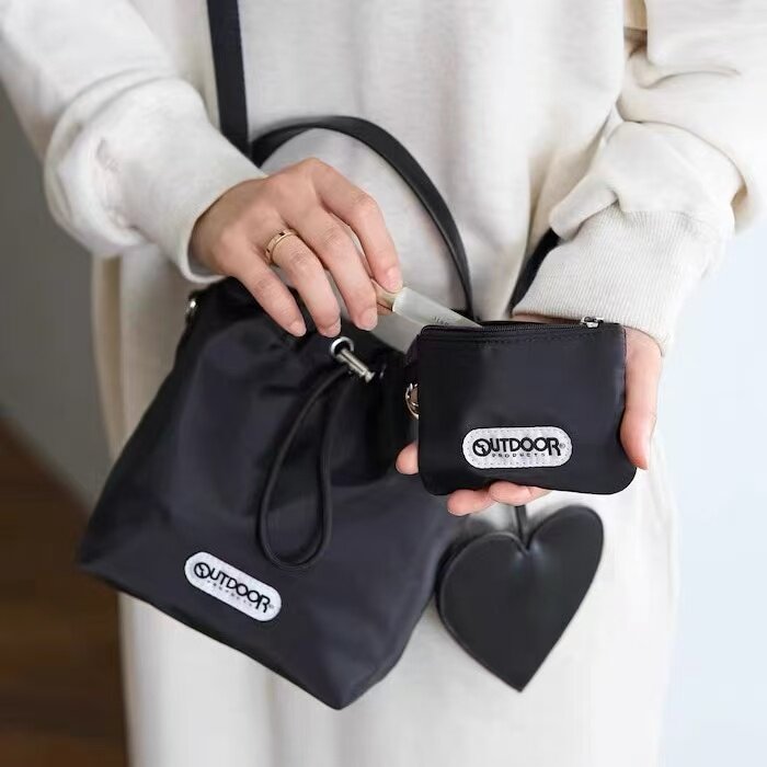 现货日系休闲简约百搭水桶包日常通勤三件套束口袋抽绳包,箱包皮具/热销女包/男包,水桶包,淘宝优惠券,粉丝福利购,淘宝优惠卷