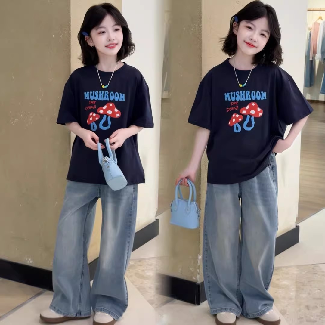 短袖蘑菇印花+显瘦牛仔