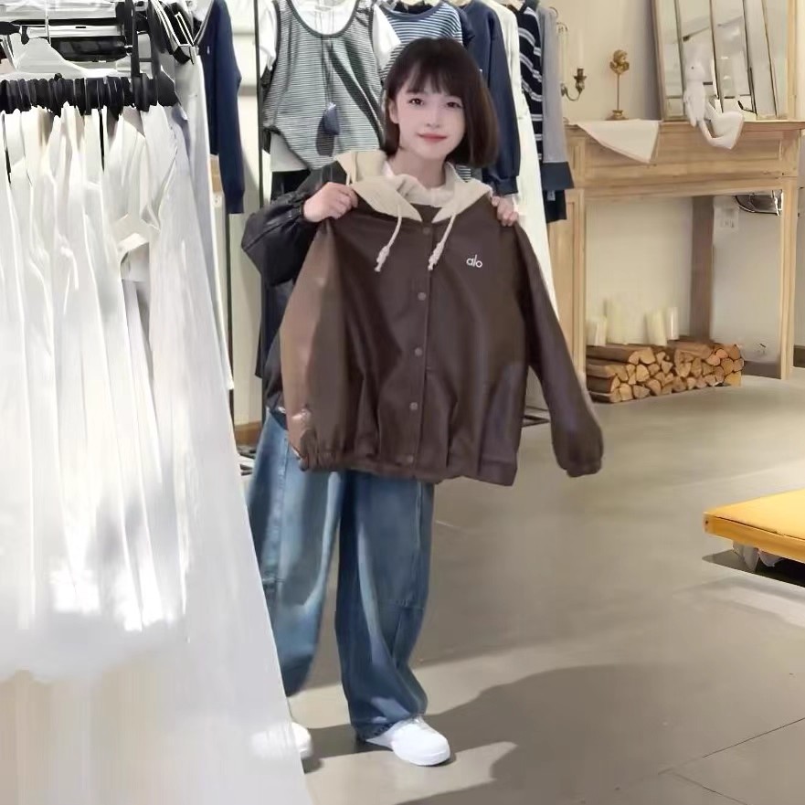 新款洋气时髦休闲机车服上衣