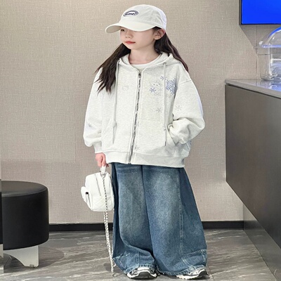女童秋装外套2026新款洋气漂亮儿童连帽亮钻开衫卫衣女大童装外套