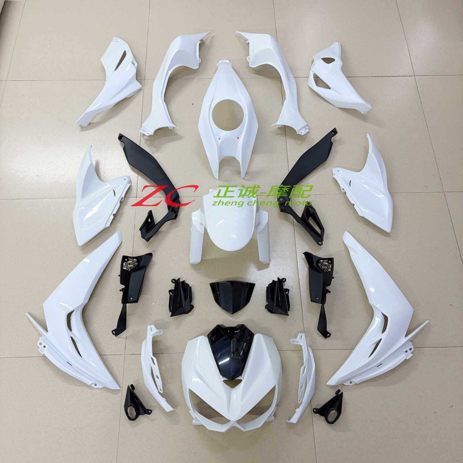 适用川崎 Z1000摩托车外壳 2014-2020年车板配件侧护板全车壳包围