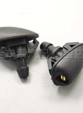 适配长安cs35 CS55 CS75逸动悦翔V3 V7 CX20雨刮器喷水嘴玻璃喷头