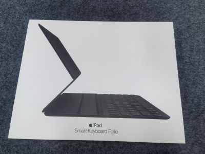 苹果原装键盘式双面夹18/20/21/22/23/24款M2 12.9寸iPad Pro键盘
