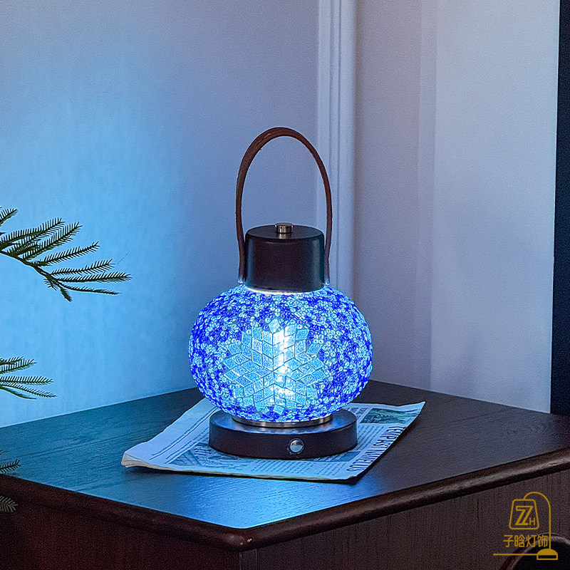 子晗复古创意LED装饰台灯蓝色水晶玻璃手提灯笼卧室客厅装饰台灯