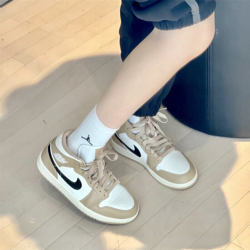 NIKE耐克男女休闲运动鞋