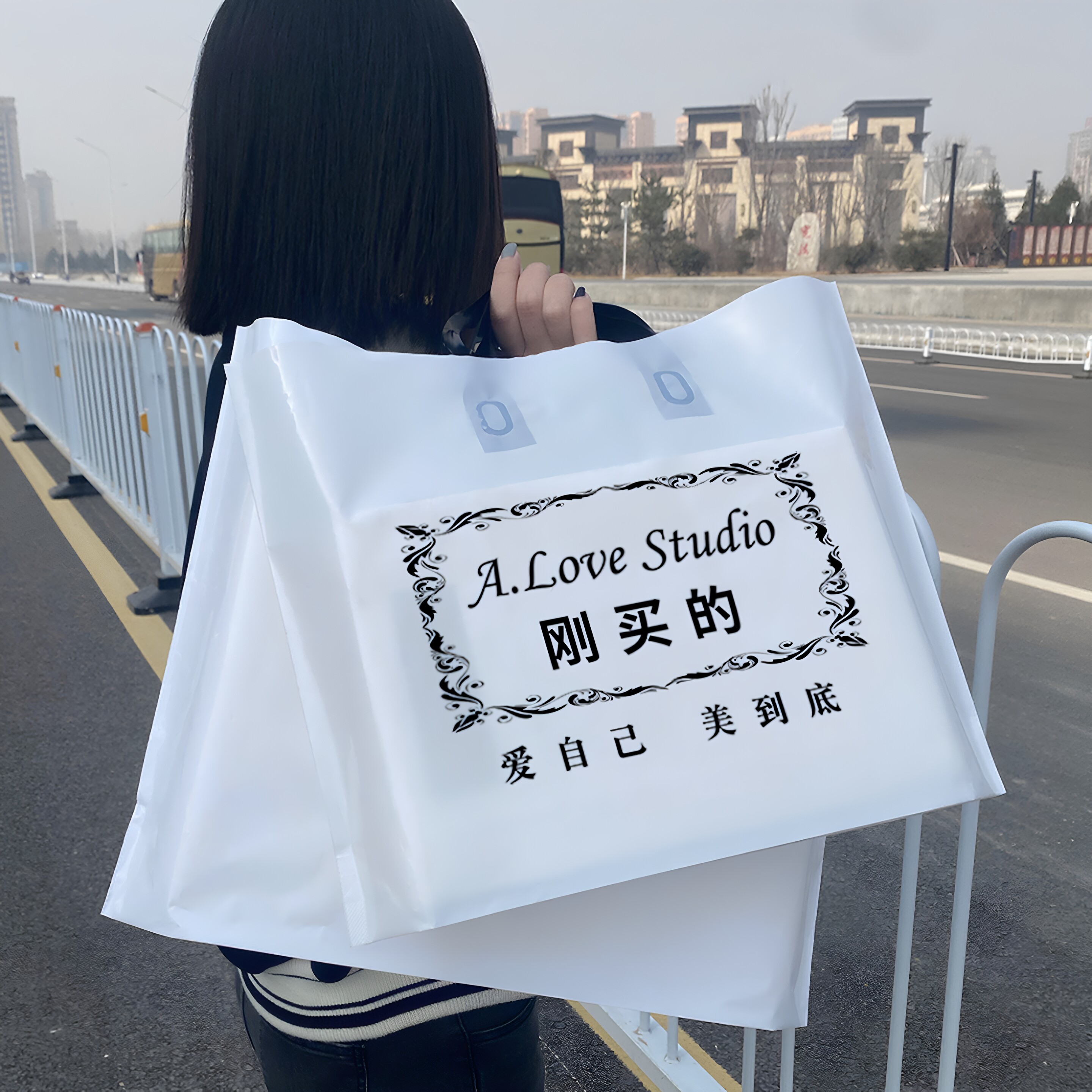 服装店手提袋塑料袋子定制童装女装衣服礼品购物胶袋印刷定做logo