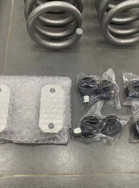 日本JAOS BATTLEZ 陆巡70系LC76 1.5寸升高套件减震弹簧