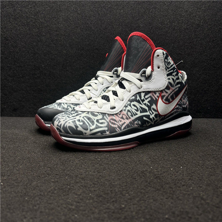 耐克 Nike LBJ8 Graffiti 黑红 青少年中帮篮球鞋 DH3237-001