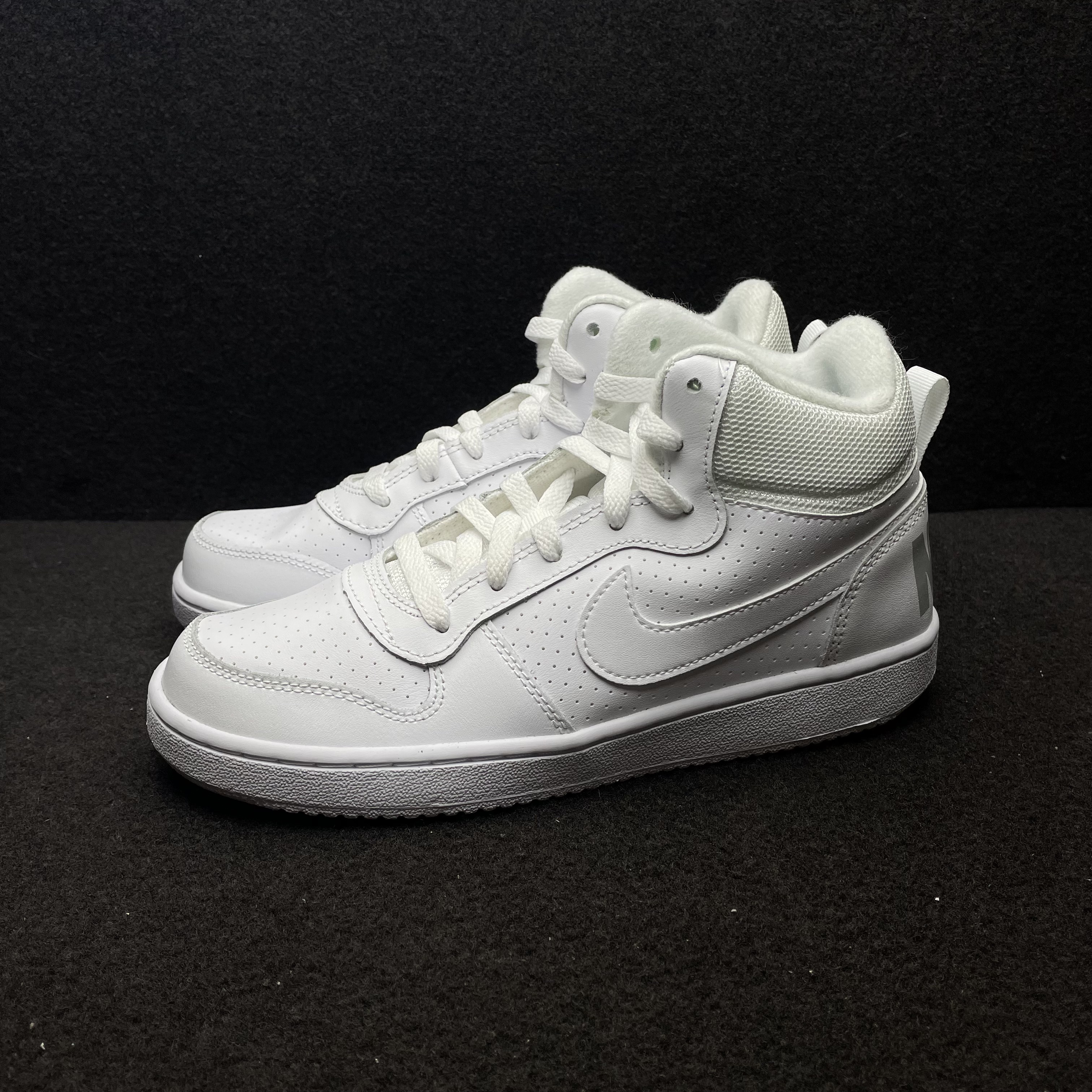 耐克 Nike Court Borough Mid 中帮复古耐磨板鞋 839977-100
