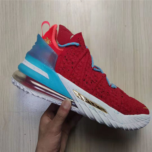 nike男新款春季詹姆斯篮球鞋