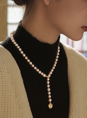 母贝珠珍珠项链高级感轻奢小众女毛衣链长款花朵轻奢秋冬跨境饰品