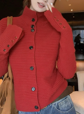 多巴胺风红色高领针织开衫女复古纽扣宽松慵懒毛衣上衣