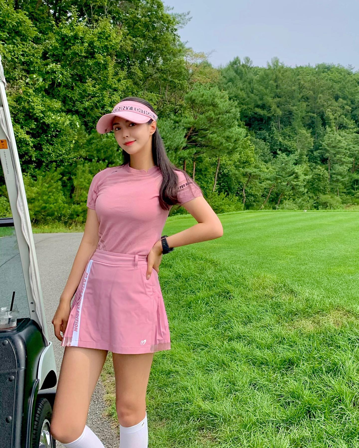 韩国高尔夫女装春夏撞色斜纹织带印花百褶裙时尚运动显瘦百搭短裙