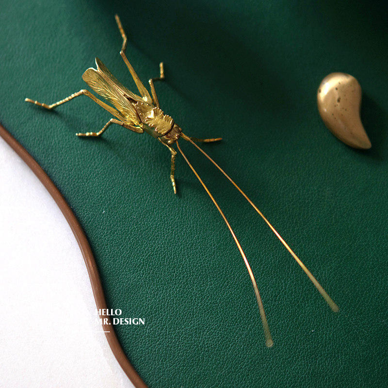 新中式创意金色蛐蛐简约摆件客厅书房办公司样品间装饰工艺品摆台