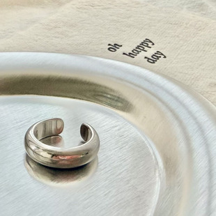 Tangtown自制现货发925纯银泥鳅背圆亮面开口戒简约现代风