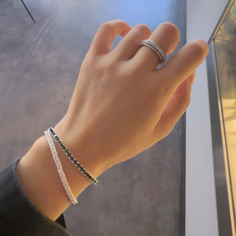 Tangtown925纯银黑白棱钻弹力手链