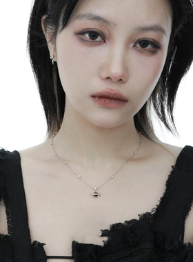 小众个性银耳饰ins高级感气质百搭土星虎眼石S925纯银项链女