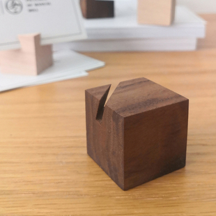方形实木卡片夹底座标签架木质台卡黑胡桃木价格夹子立式桌面支架