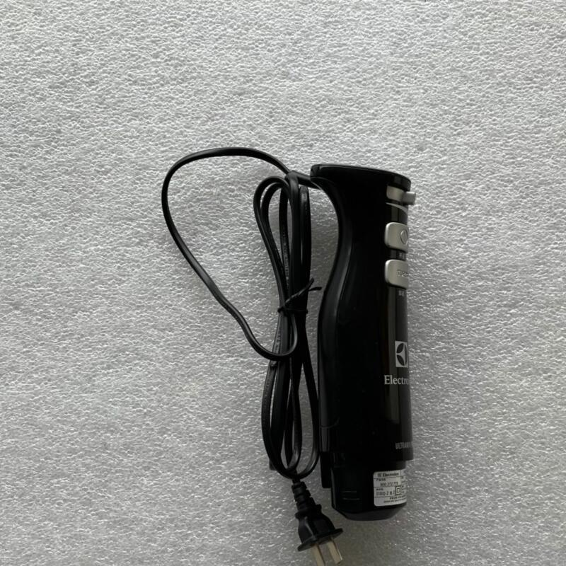 伊莱克斯榨汁搅拌机ESTM6700 6400 6300R主电机搅拌杯刀片打蛋器