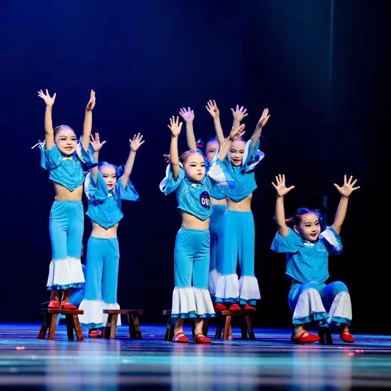 马儿嘟嘟骑月光光表演服