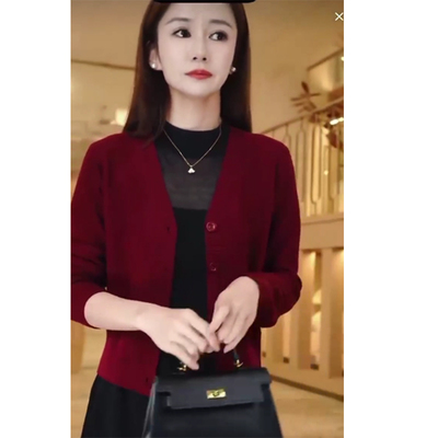 秋冬新款V领长袖酒红色针织衫