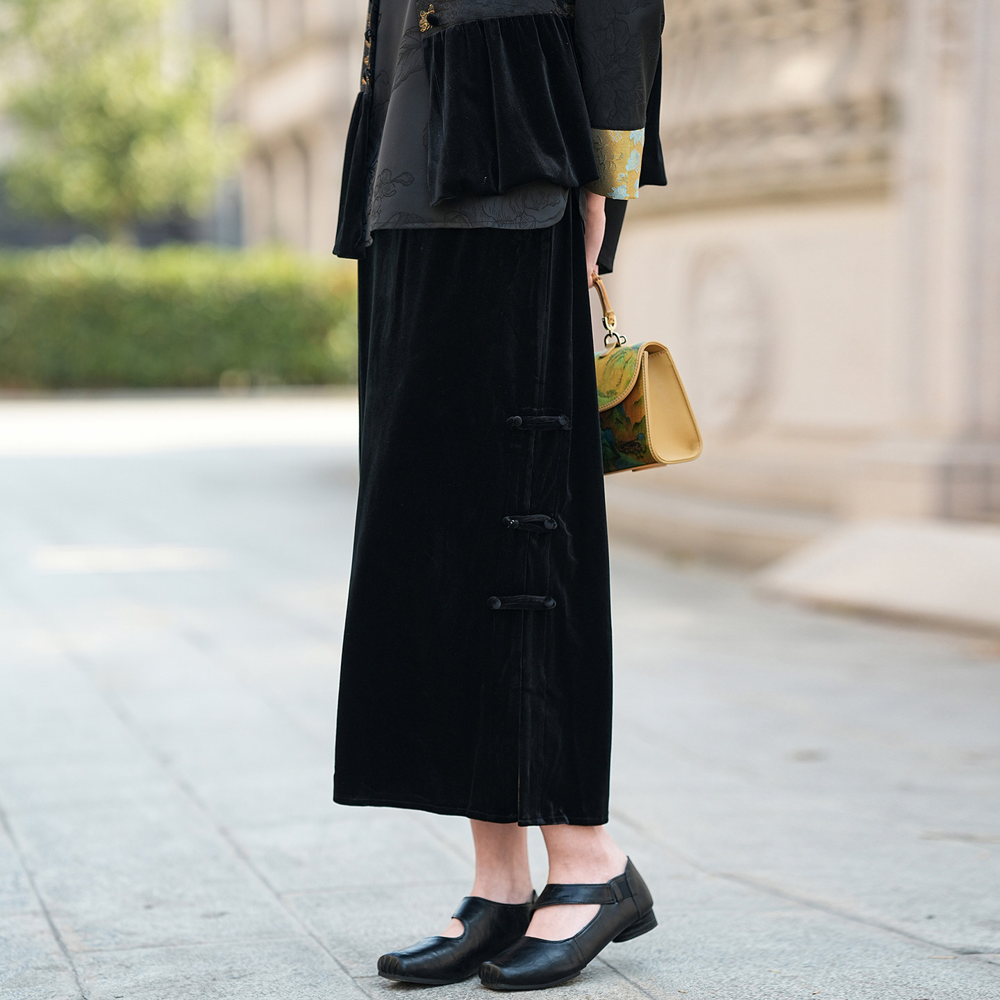 高端金丝绒半身裙女2026春季新款新中式直筒中长裙气质包臀裙子,女装/女士精品,半身裙,淘宝优惠券,粉丝福利购,淘宝优惠卷