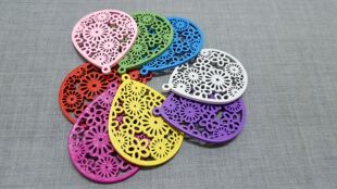 木质 DIY饰品材料配件 耳环片 复古 50mm 水滴形多款镂空木片挂饰