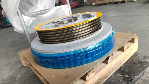 PMF6P5S-E 无齿轮曳引机 JEC-2130-2000 三菱电梯无机房曳引机轮