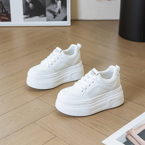 2026夏季新款真皮小白鞋女厚底板鞋百搭轻便小个子内增高松糕女鞋