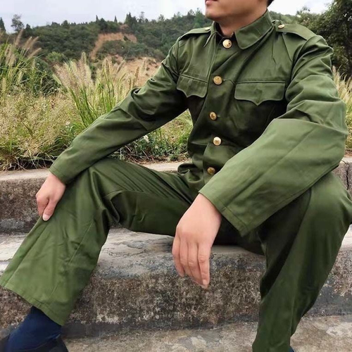 库存老式涤卡黄绿色外套怀旧收藏