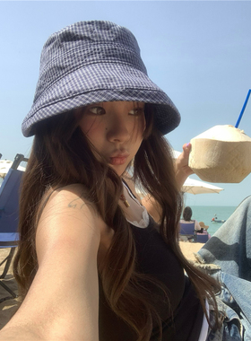 miu系~很韩！藏青格子前长后短渔夫帽女春夏大帽檐遮阳显脸小盆帽