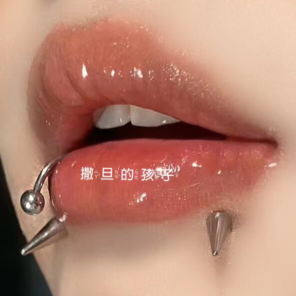 SATANS CHILD HIN OUT THE EFFECT OF THE LIP STUD LIP RING HORSESHOE RING SWEET COOL EAR BONE STUD DIMPLE NAIL PIERCING