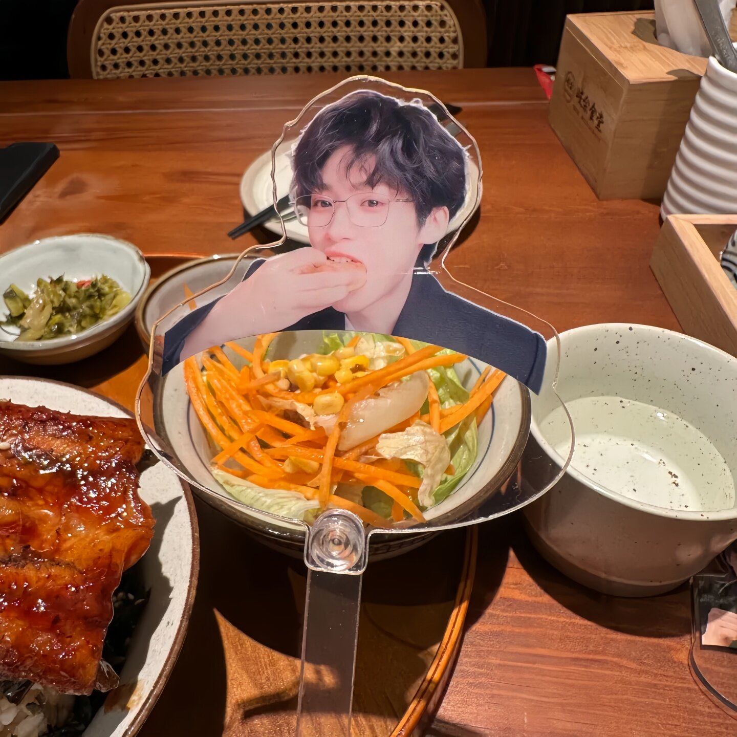 thumbnail for Ziyu eats together and checks in with the stick, reverse love, Zheng Peng, surrounding acrylic, card, taro mud, exclusive offline party materials