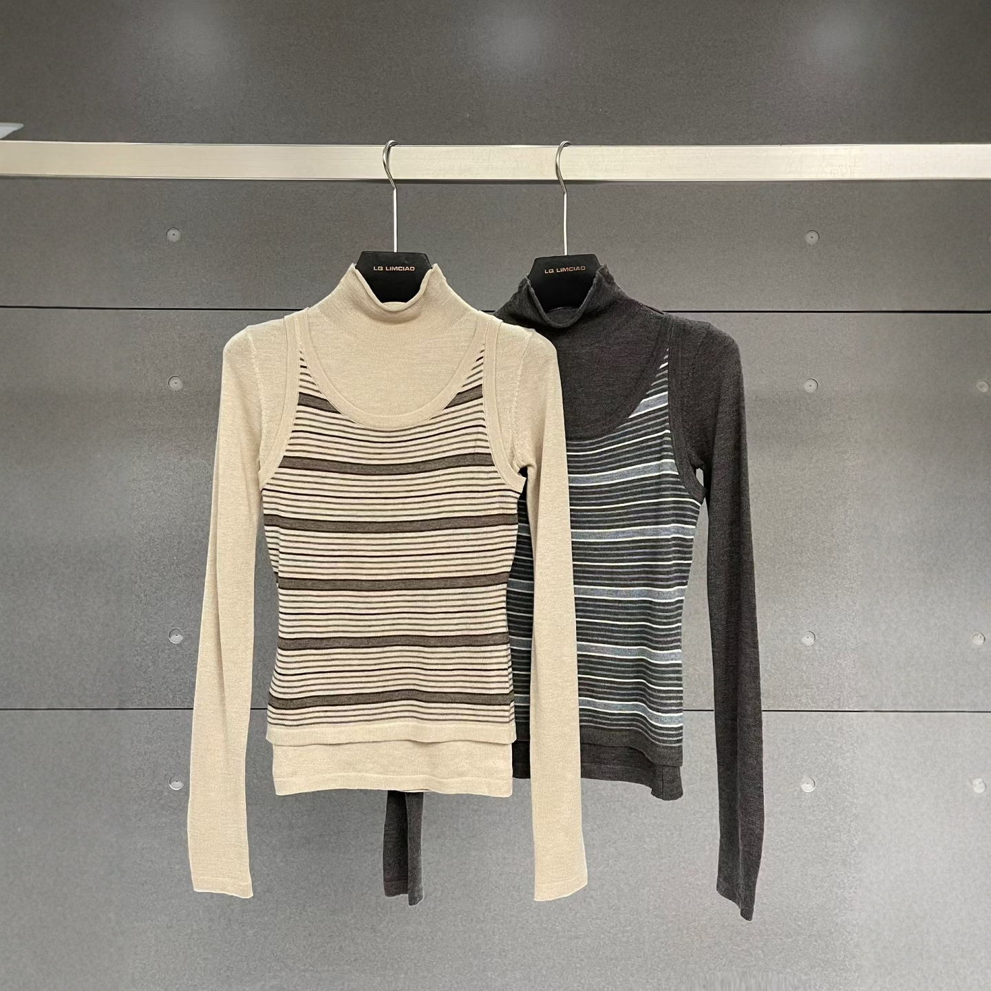 欧洲站2025秋冬新款半高领打底长袖T恤女叠穿条纹背心上衣两件套