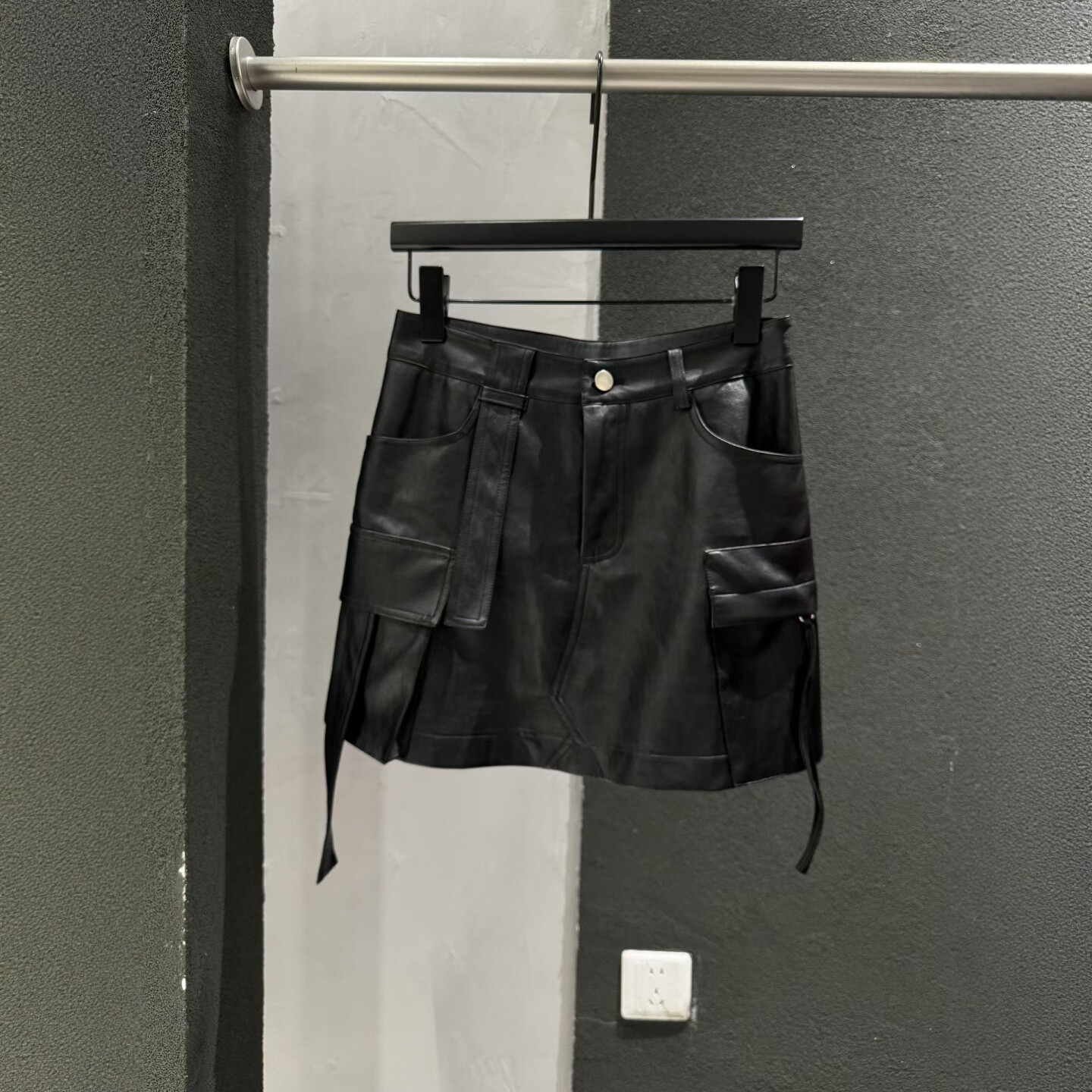 高腰显瘦打底工装皮裙女秋冬