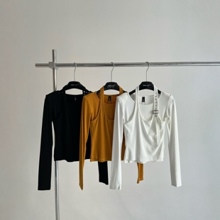 2026春季新款韩版小众设计性感挂脖弹力修身辣妹风假两件T恤上衣