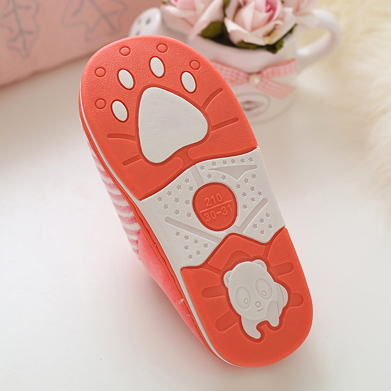 Pantoufles enfants en suède pour hiver - semelle plastique - Ref 1007514 Image 4