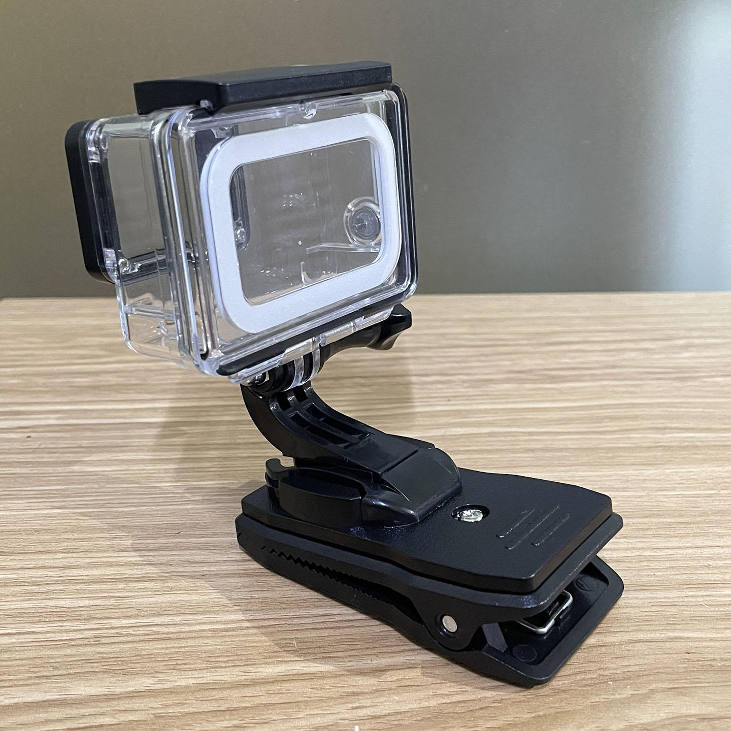 适用于gopro9/8/7运动相机被包夹书包支架肩带大力夹卡扣快拆底座