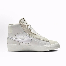 Nike Blazer Mid Victory 中帮 板鞋 女款