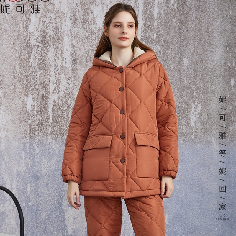妮可雅睡衣冬季女三层云绫锦夹棉加厚珊瑚绒连帽中长款保暖家居服