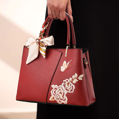 刺绣婚包妈妈包2025新款女士手提包喜婆婆婚宴包新娘结婚包配旗袍