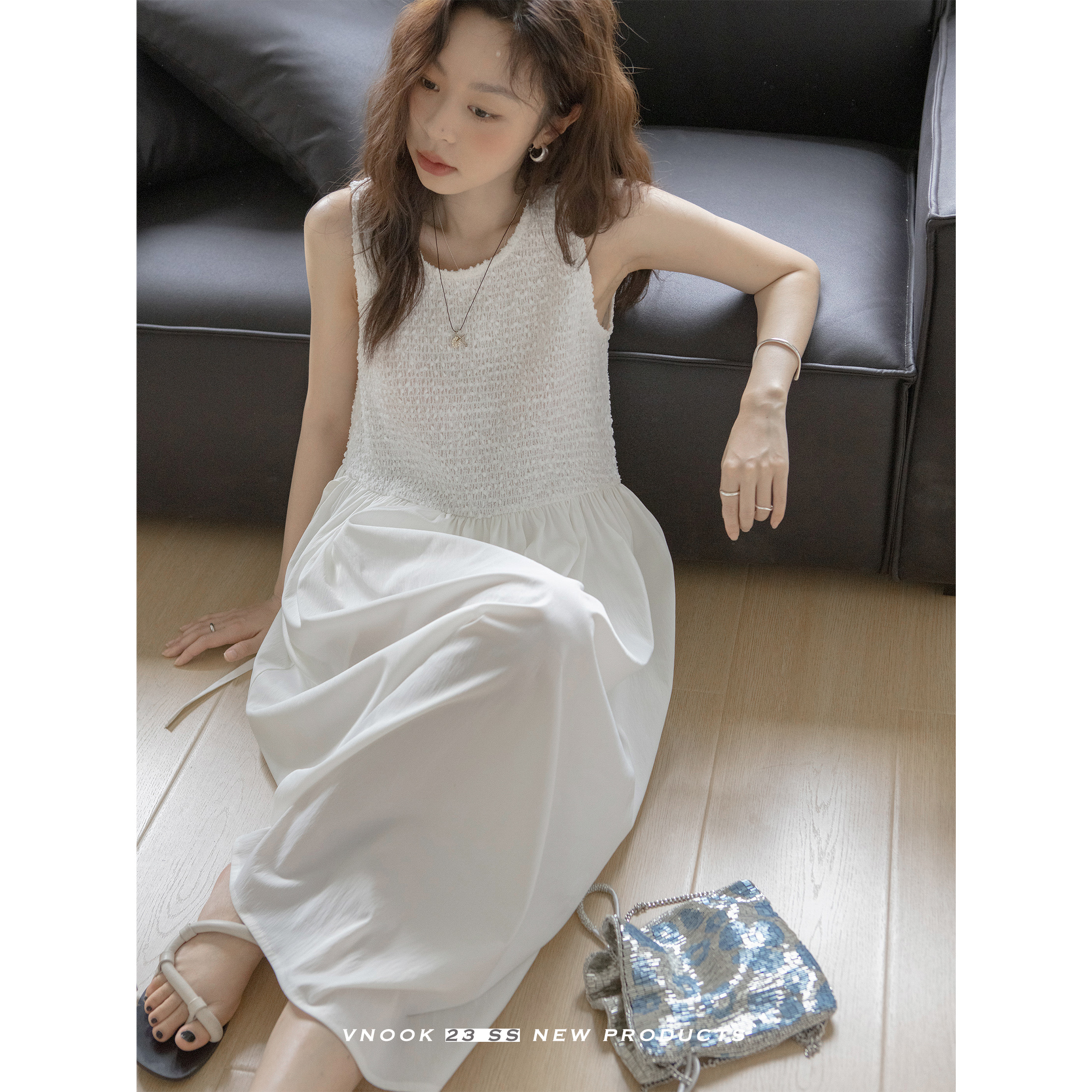 VNOOK 绑带无袖连衣裙女夏2023新高端精致圆领气质宽松高腰长裙子