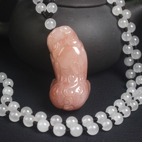 正品桂林鸡血玉贵妃料貔貅吊坠项链粉色纯天然玉石带证书时尚冰透