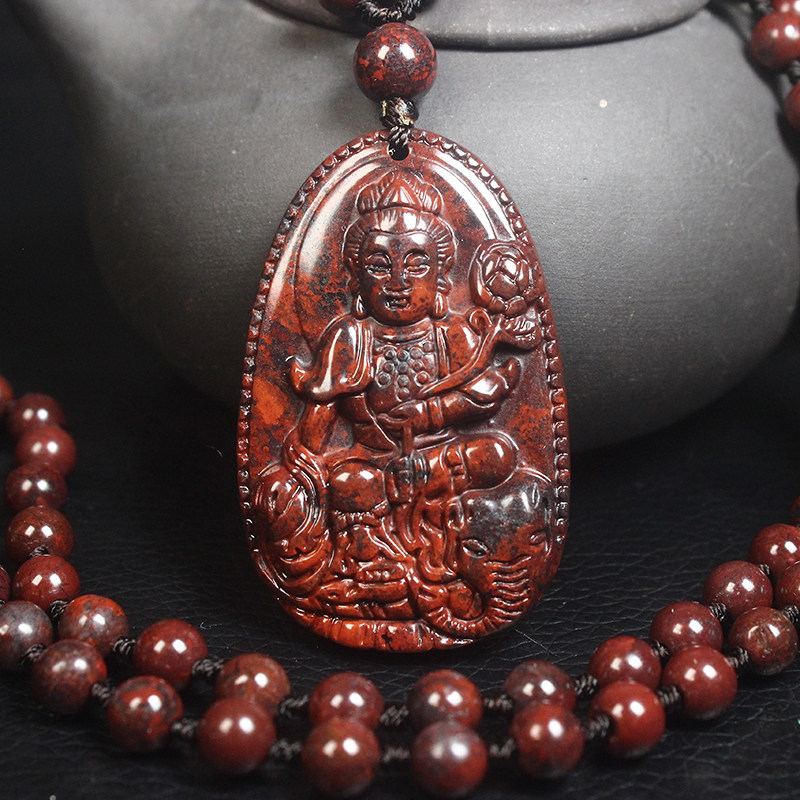正品桂林鸡血玉吊坠本命佛项链普贤菩萨属龙蛇守护神