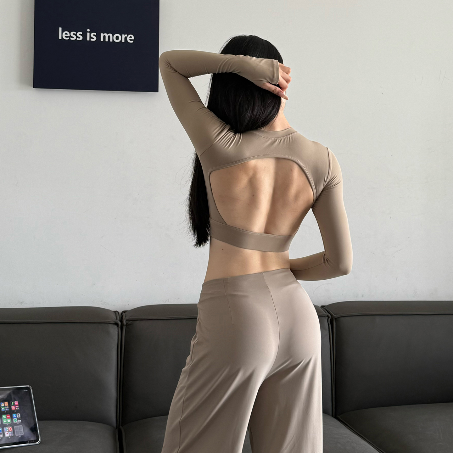 【店主自留】绝美露背瑜伽上衣