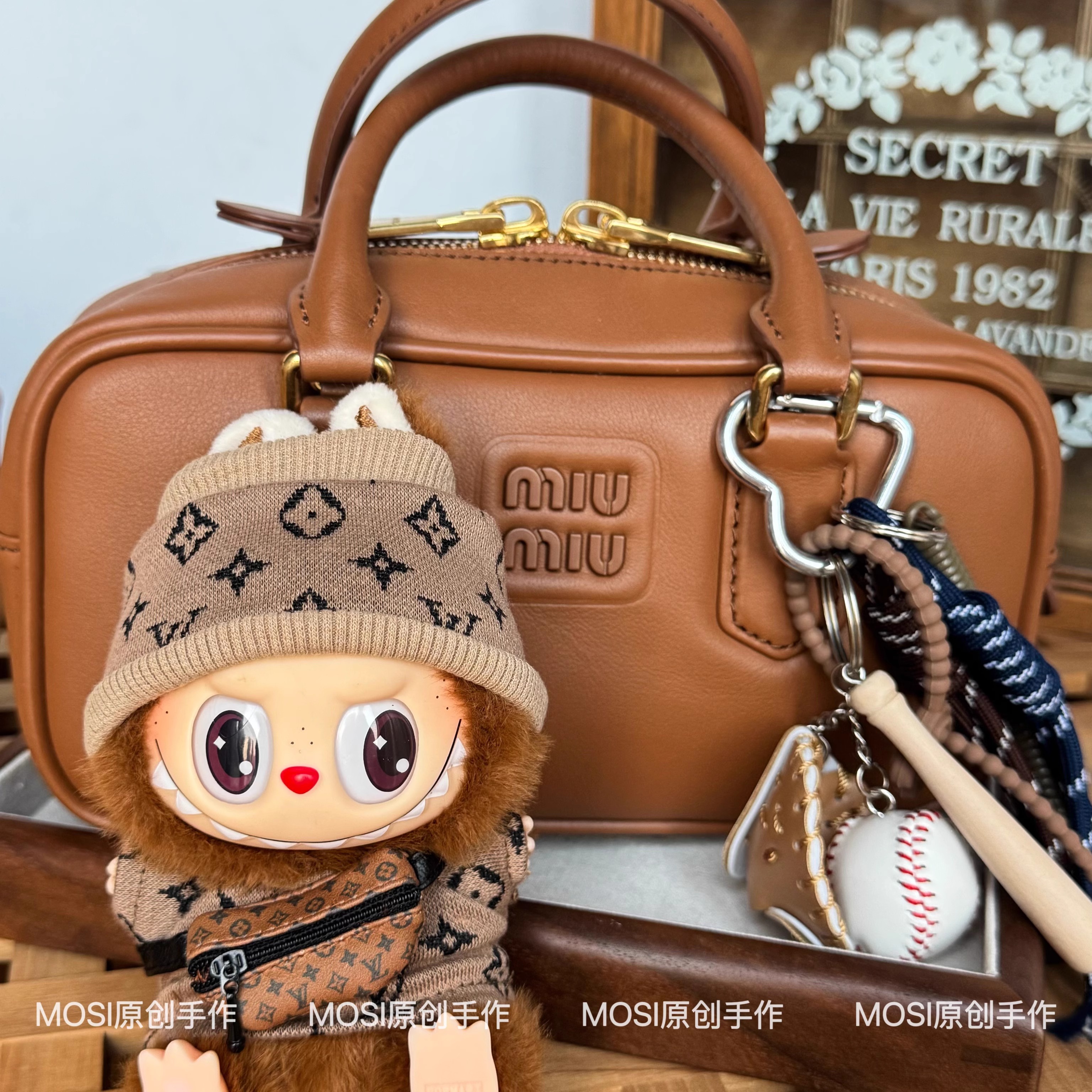 MOSI原创手作大牌棒球帽娃衣系列布布挂件高级感包包挂饰精致礼物