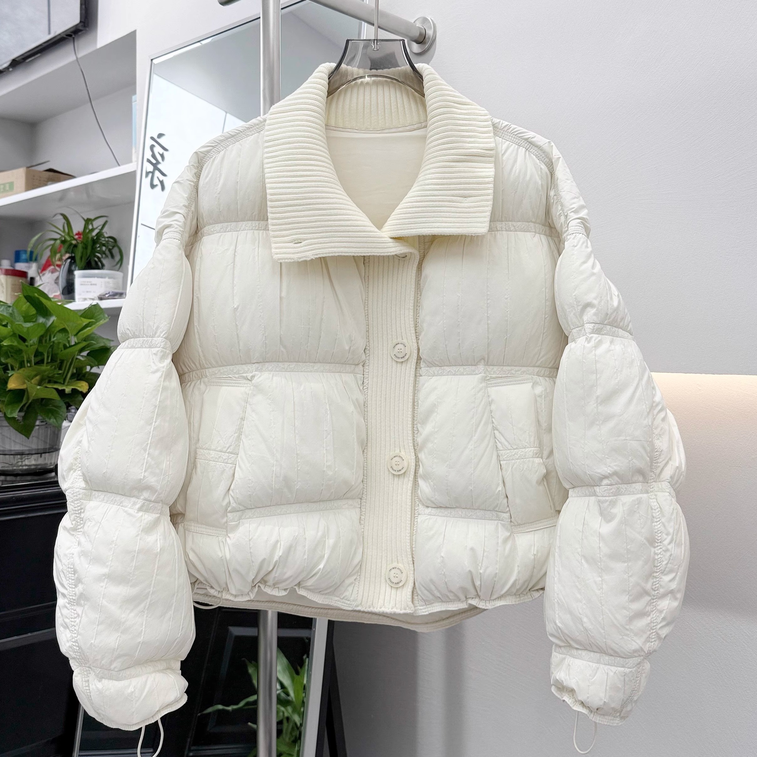 2025冬季新款时尚羽绒服鸭绒外套