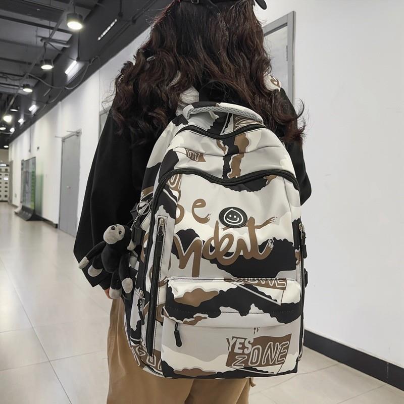 迷彩双肩包新款女大容量初中生高中学生大学生书包电脑旅行背包男